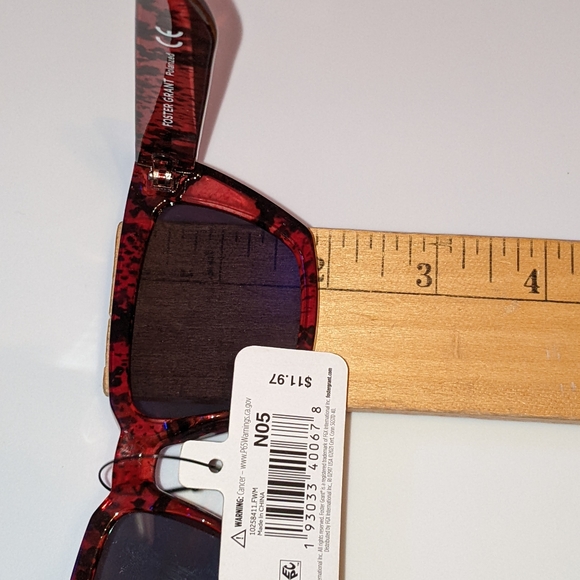 Nwt Foster Grant ladies polarized red & black sunglasses - Picture 3 of 11